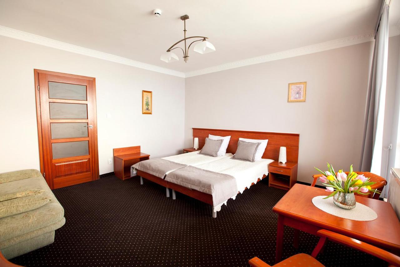 Hotel Wodnik Twoj Hotel Z Widokiem Na Morze أوسترونيه مورسكية المظهر الخارجي الصورة