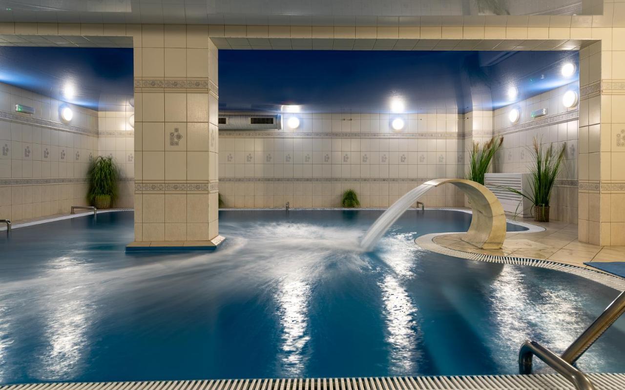Hotel Wodnik Twoj Hotel Z Widokiem Na Morze أوسترونيه مورسكية المظهر الخارجي الصورة