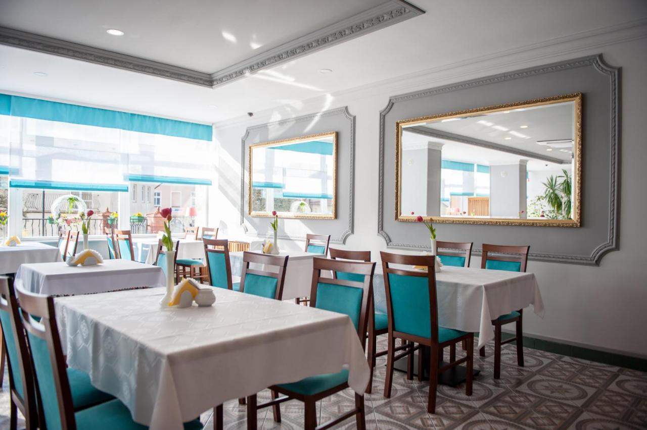 Hotel Wodnik Twoj Hotel Z Widokiem Na Morze أوسترونيه مورسكية المظهر الخارجي الصورة