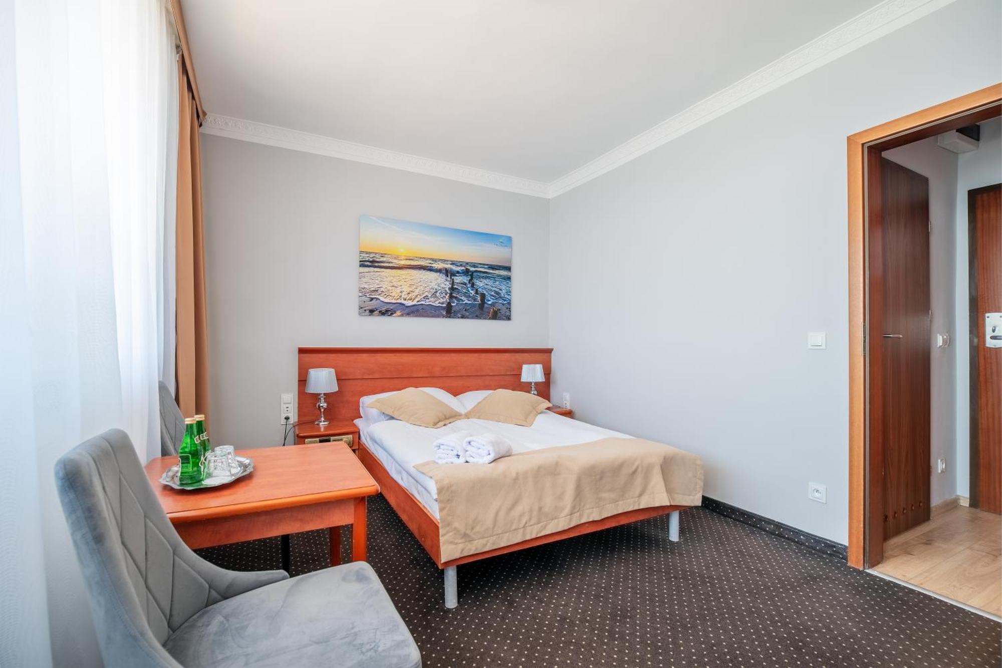 Hotel Wodnik Twoj Hotel Z Widokiem Na Morze أوسترونيه مورسكية المظهر الخارجي الصورة